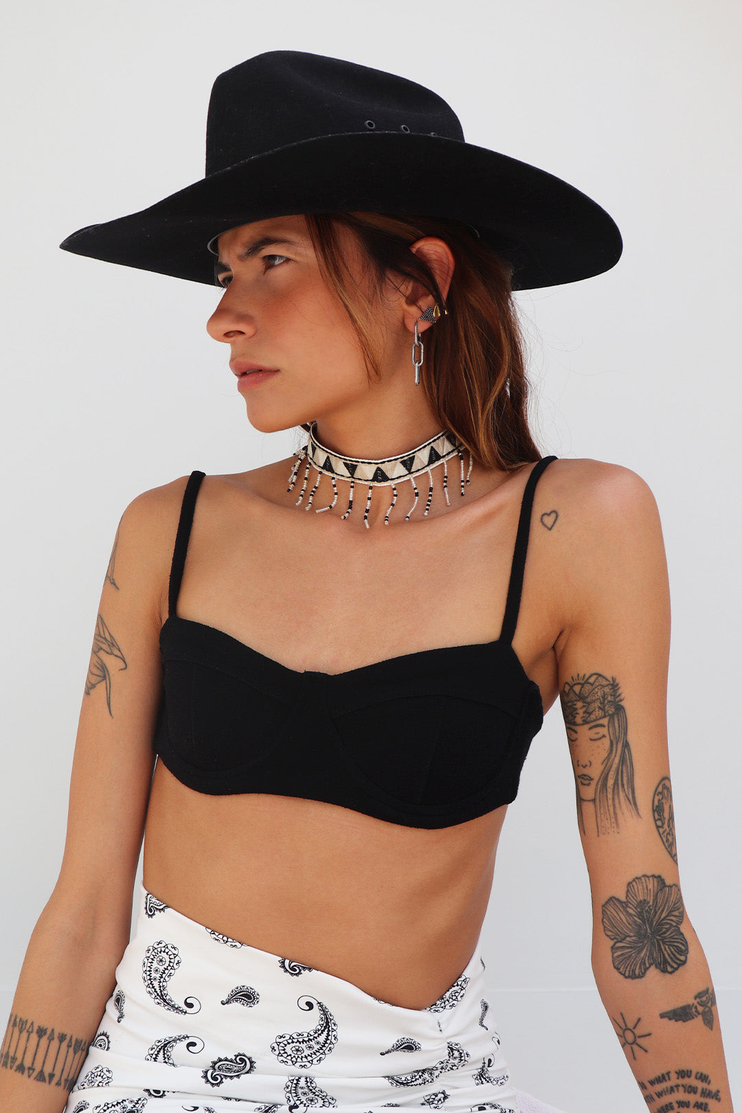 BIKINI TOP ARO ASTRAL MALHA BLACK ON DEMAND PRAZO 14 DIAS PARA ENVIO