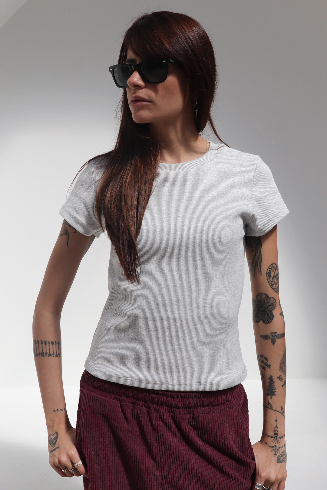 CAMISETA BABY LOOK MALHA CANELADA GRAY