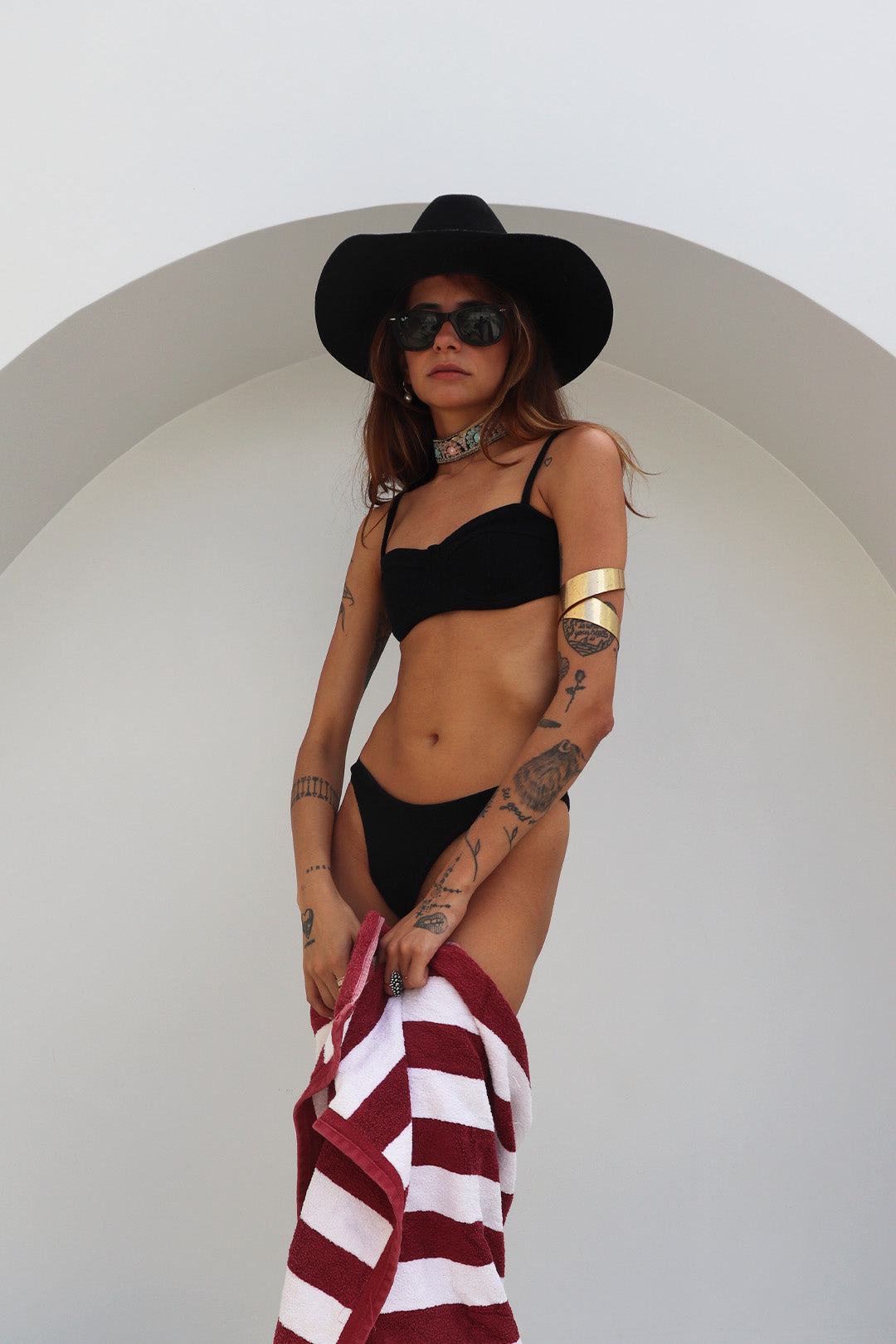 BIKINI TOP ARO ASTRAL MALHA BLACK ON DEMAND PRAZO 14 DIAS PARA ENVIO