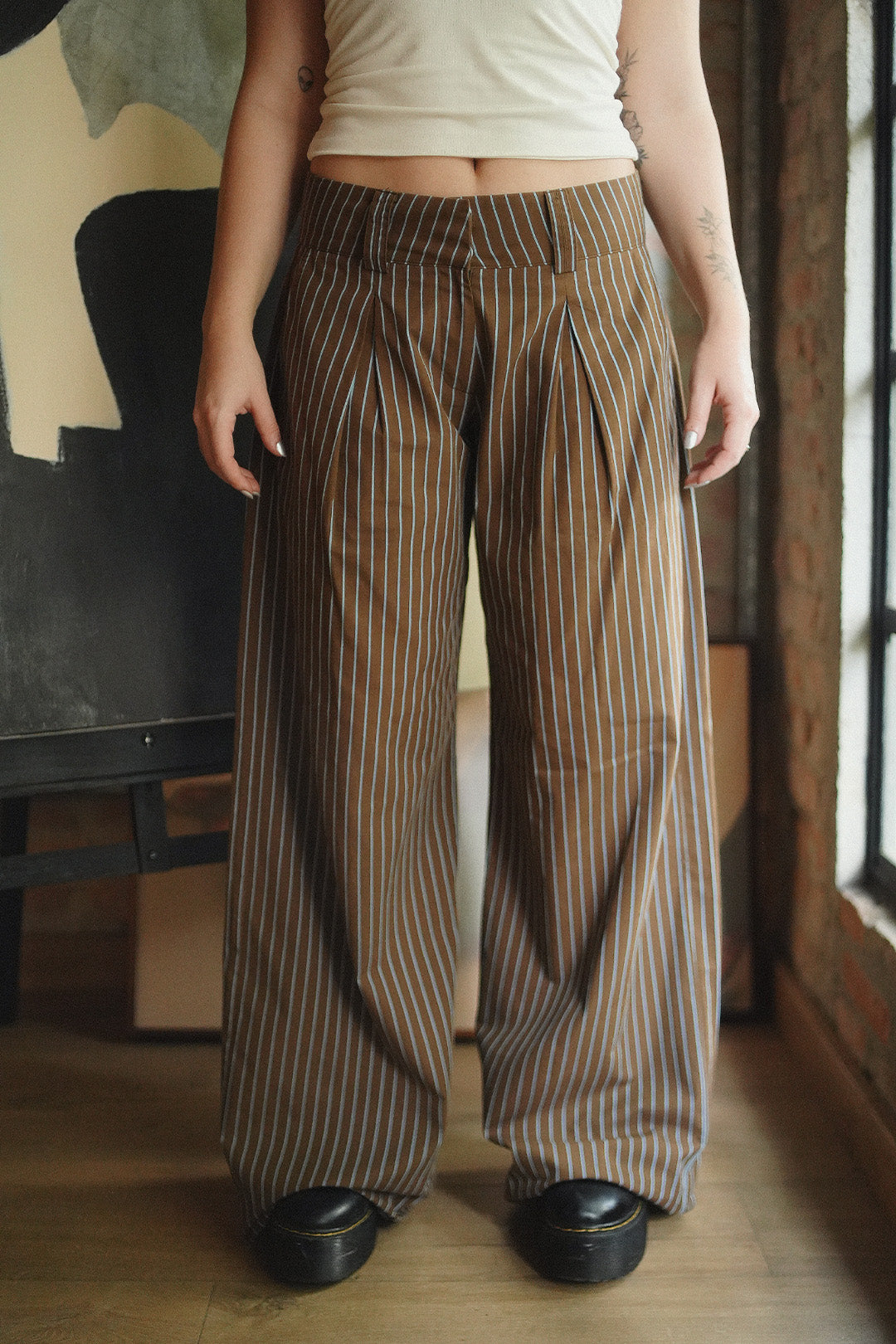 CALÇA ANDROGYNE  2.0 ALGODÃO LISTRADO BROWN